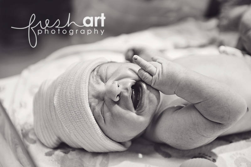 The birth of Levi | St. Louis Birth Photography