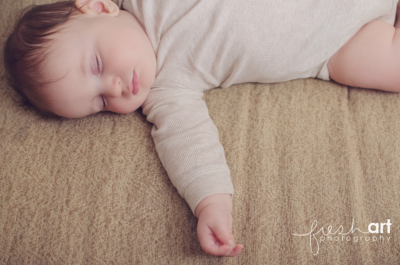 Chase at 4 months | St. Louis Family Photography