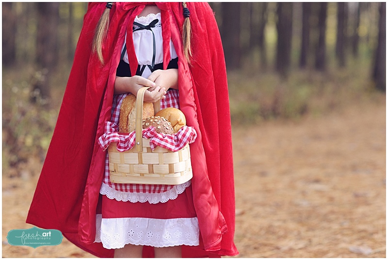 Little Red Riding Hood | St. Louis Children’s Photography | Halloween Photography